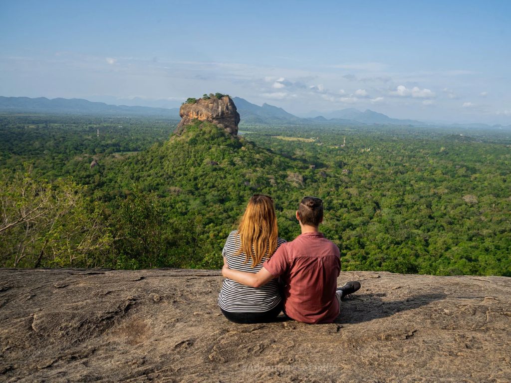 Hike Pidurangala Rock